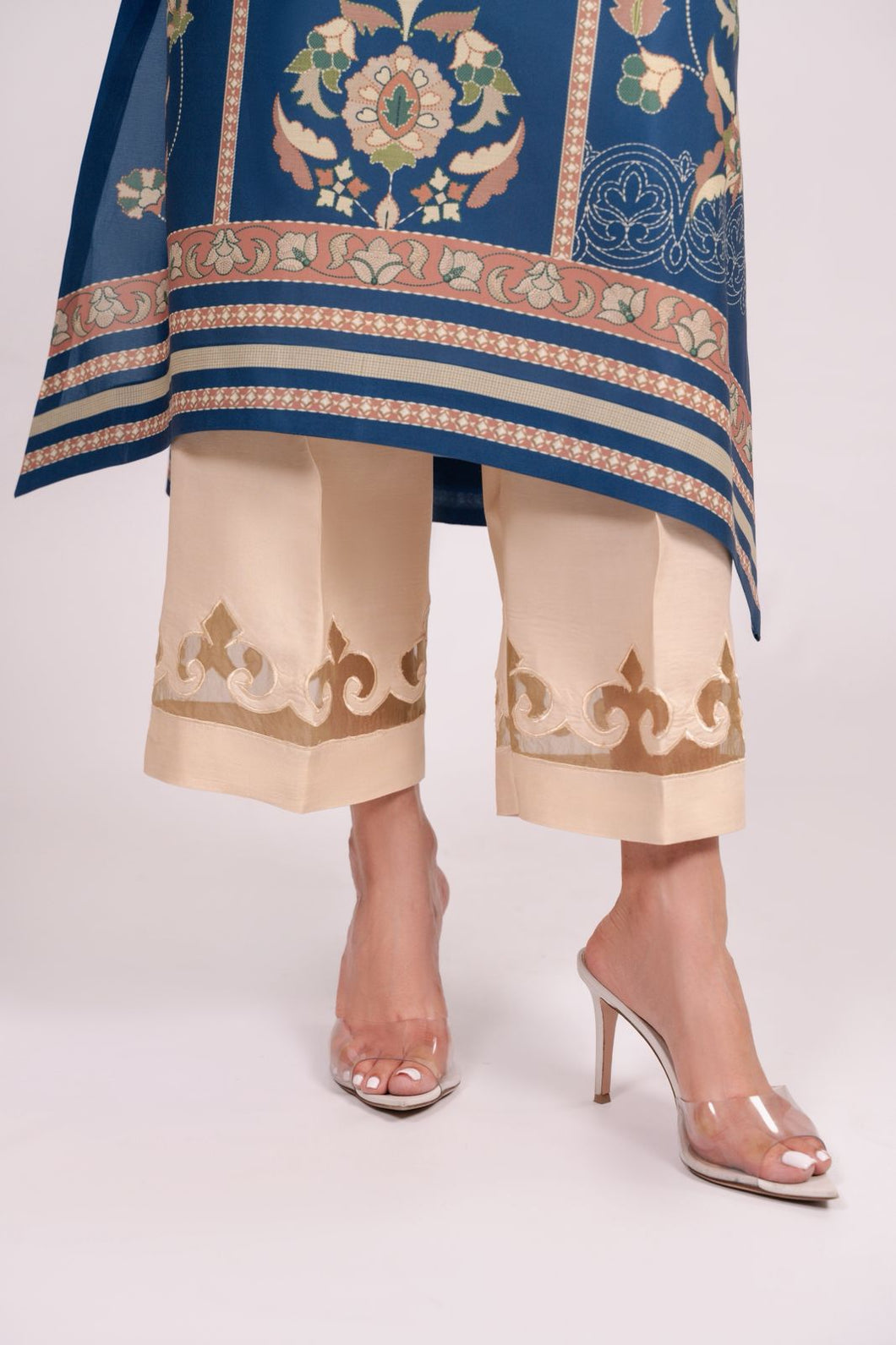 Minar B Pants