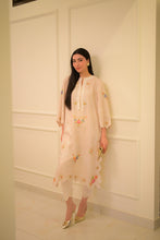 Load image into Gallery viewer, Hania (D)
